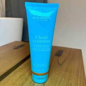 *NEW WITH SEAL* Ulta Beauty Collection Cloud Face Cleanser 4 fl oz.w/Aloe Vera